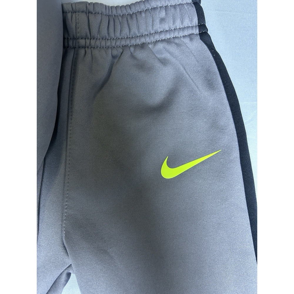 Toddler Nike Track Suit (18m) - Picture 4 of 5